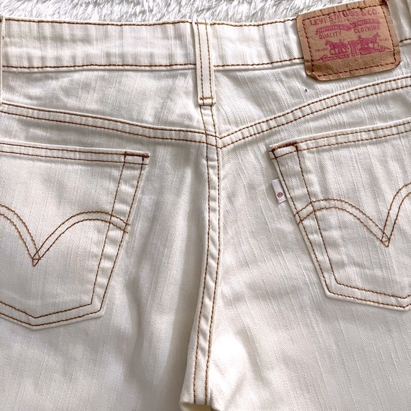 LEVI’S SUPERLOW CAPRI JEAN - Picture 5 of 11